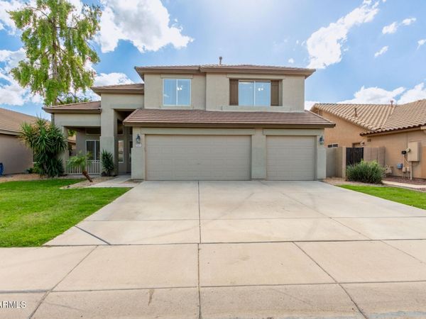 8201 W ADAM Avenue, Peoria, AZ 85382