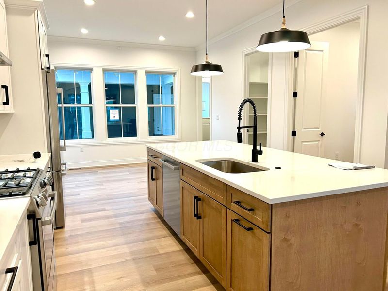 5105 Maple Drive , Lewis Center, OH 43035 Photo 4