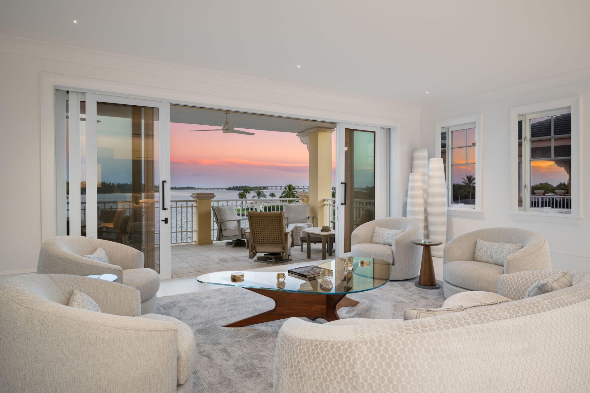 7 Royal Palm Pointe, Unit Ph-W, Vero Beach, FL 32960 Photo