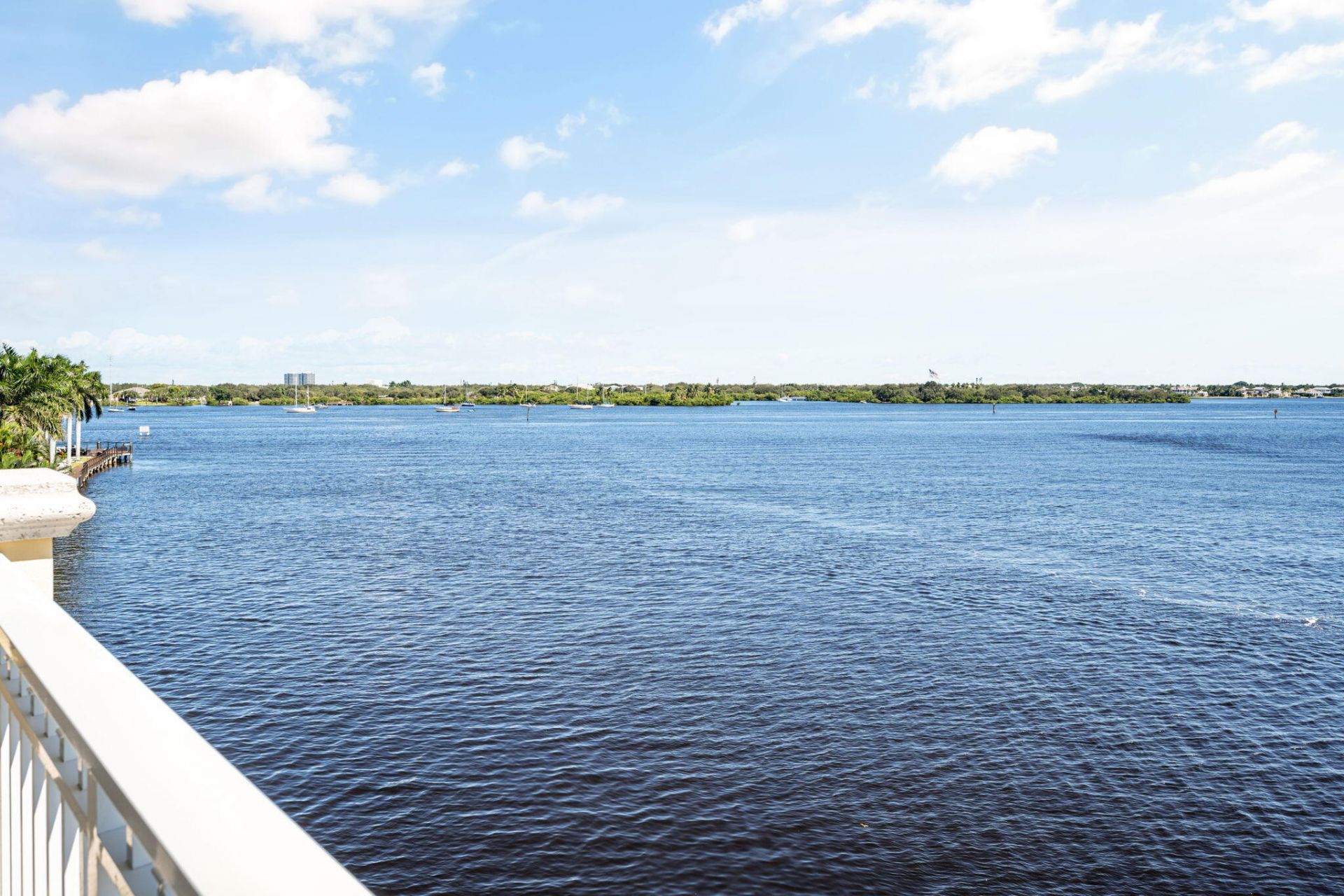 7 Royal Palm Pointe, Unit Ph-W, Vero Beach, FL 32960 Photo