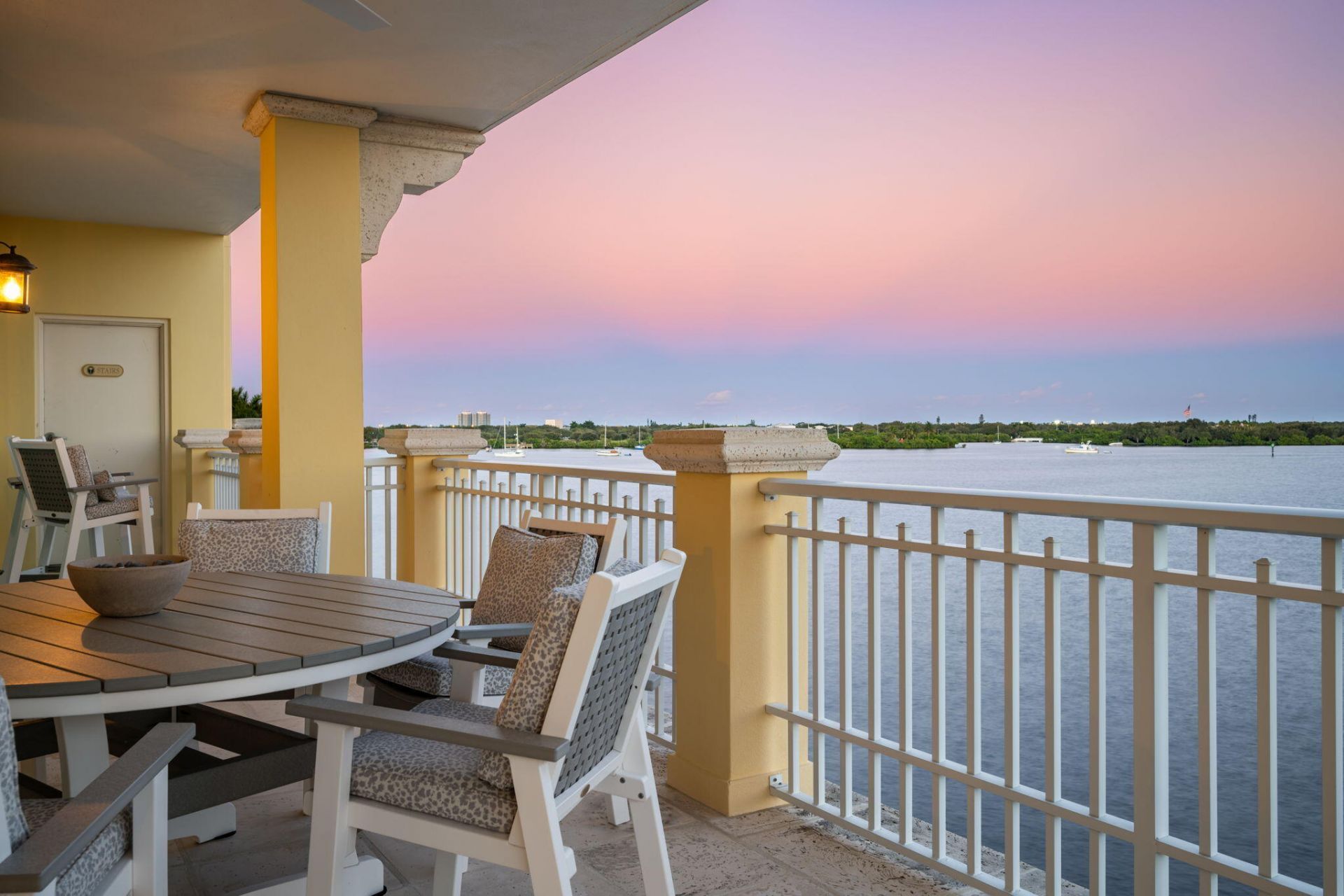 7 Royal Palm Pointe, Unit Ph-W, Vero Beach, FL 32960 Photo