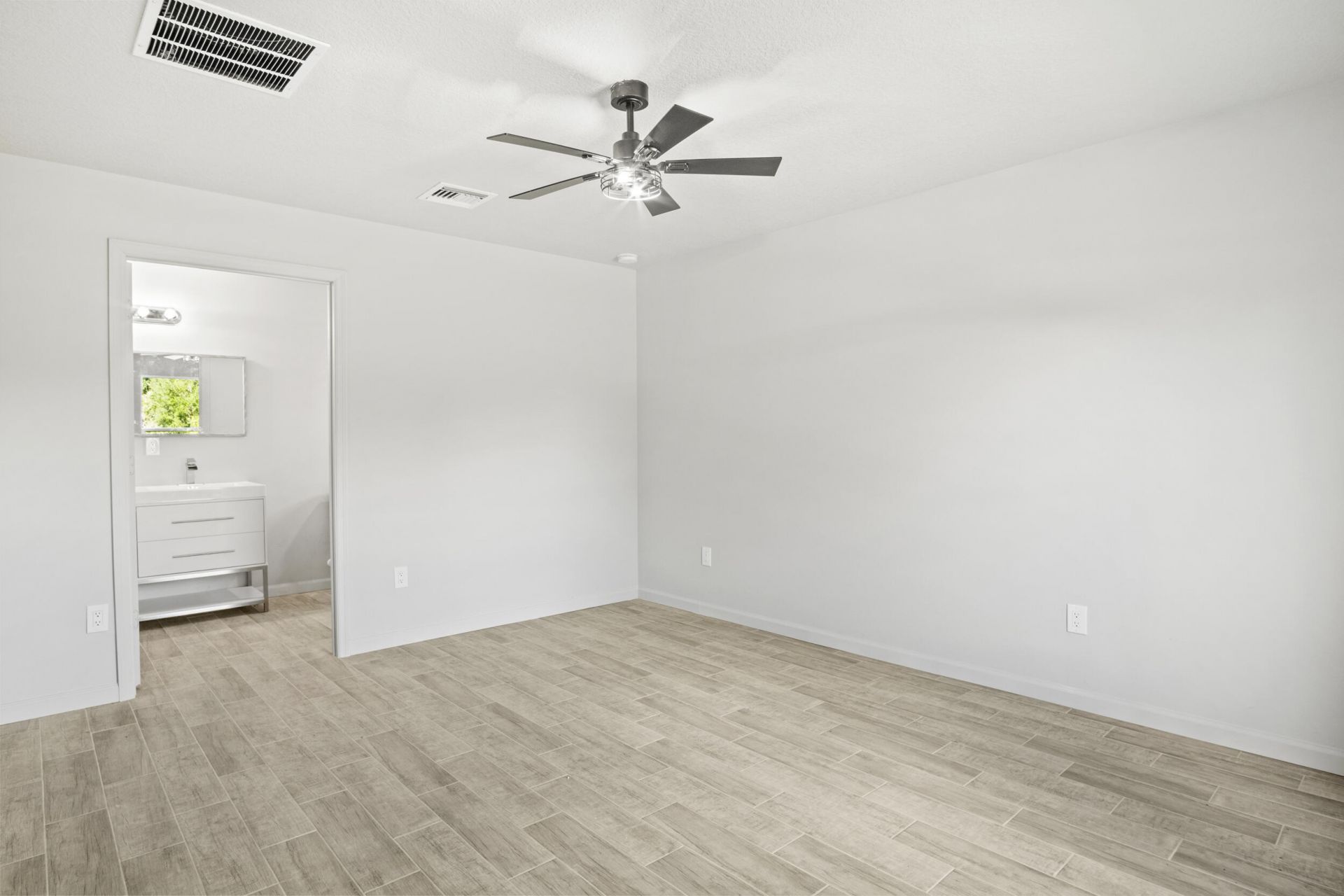 3848 NW 19th Avenue, Okeechobee, FL 34972 Photo