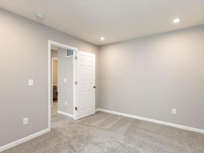 364 Isaac Tharp Street, Pataskala, OH 43062 Photo 31