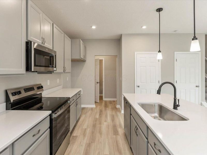 364 Isaac Tharp Street, Pataskala, OH 43062 Photo 8