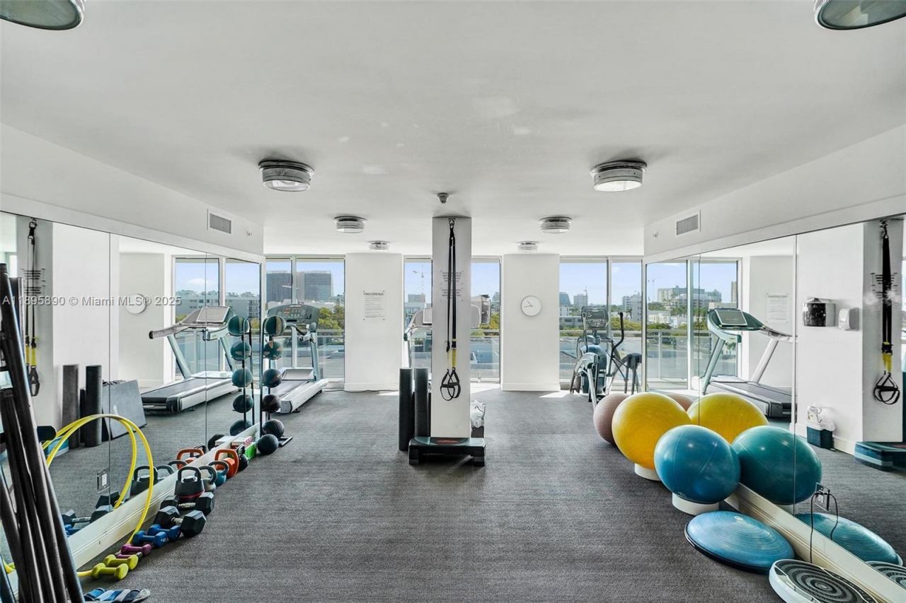 9400 W Bay Harbor Dr, Unit 103, Bay Harbor Islands, FL 33154 Photo