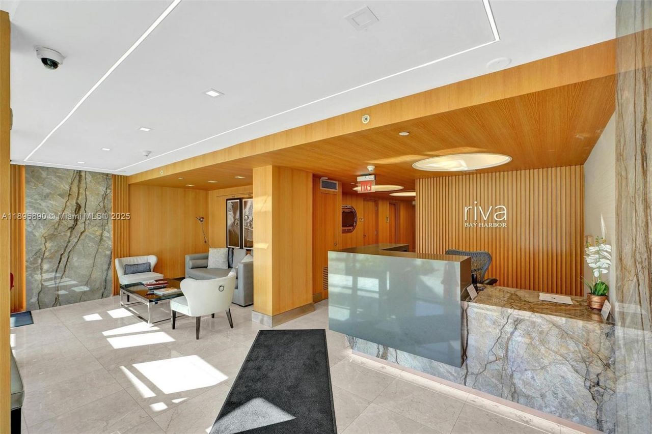 9400 W Bay Harbor Dr, Unit 103, Bay Harbor Islands, FL 33154 Photo