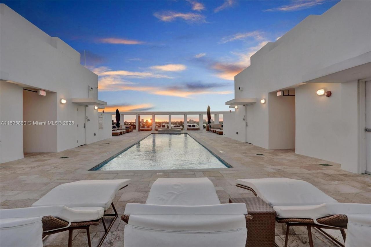 9400 W Bay Harbor Dr, Unit 103, Bay Harbor Islands, FL 33154 Photo