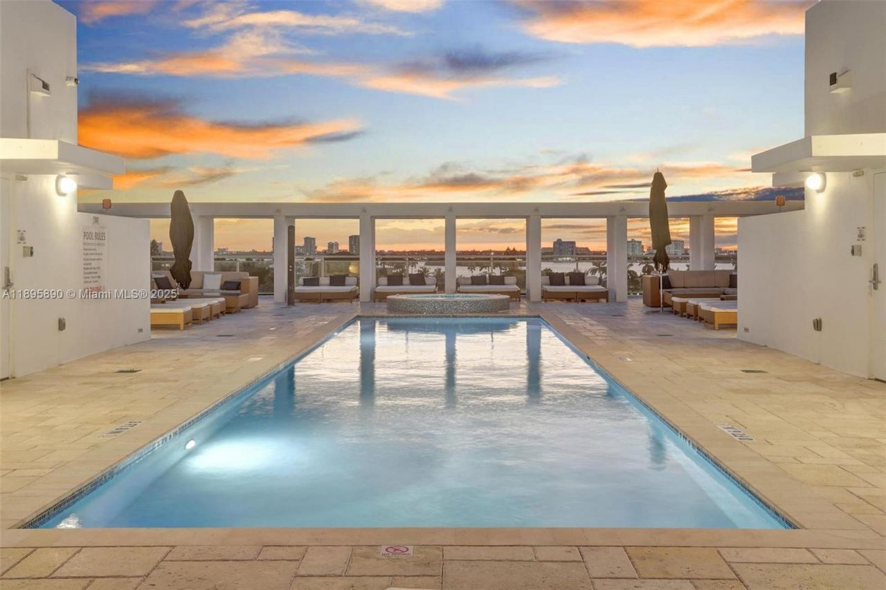 9400 W Bay Harbor Dr, Unit 103, Bay Harbor Islands, FL 33154 Photo