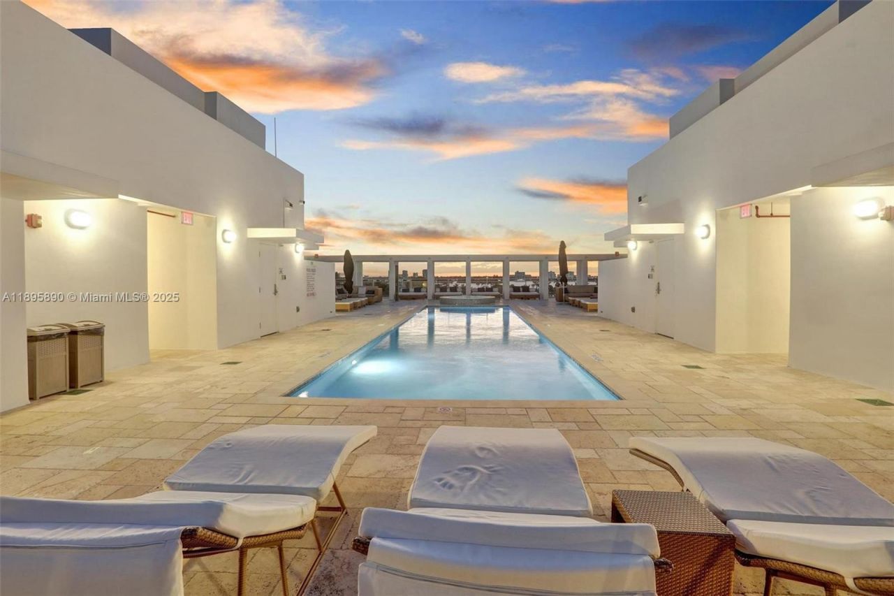 9400 W Bay Harbor Dr, Unit 103, Bay Harbor Islands, FL 33154 Photo