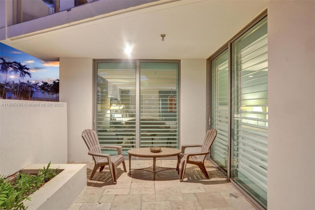 9400 W Bay Harbor Dr, Unit 103, Bay Harbor Islands, FL 33154 Photo