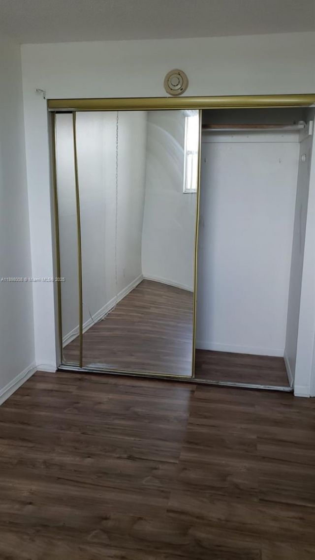 500 Executive Center Dr, Unit 4E, West Palm Beach, FL 33401 Photo