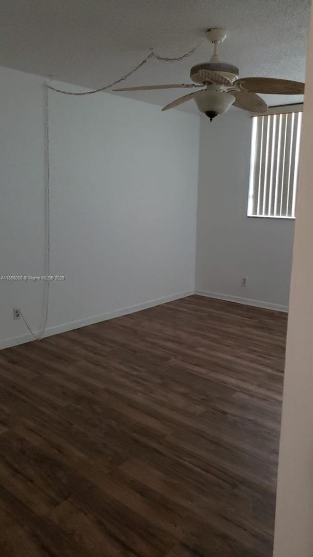 500 Executive Center Dr, Unit 4E, West Palm Beach, FL 33401 Photo