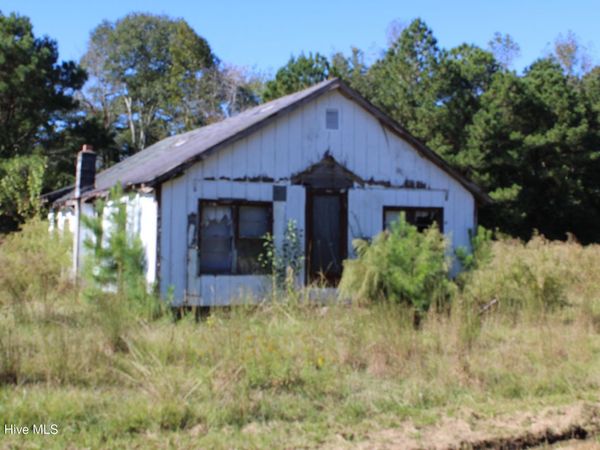 25625 Us Hwy 421, Willard, NC 28478