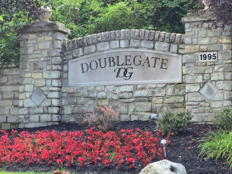 250 Gateway Drive, Unit A, Milford, OH 45150 Photo 2