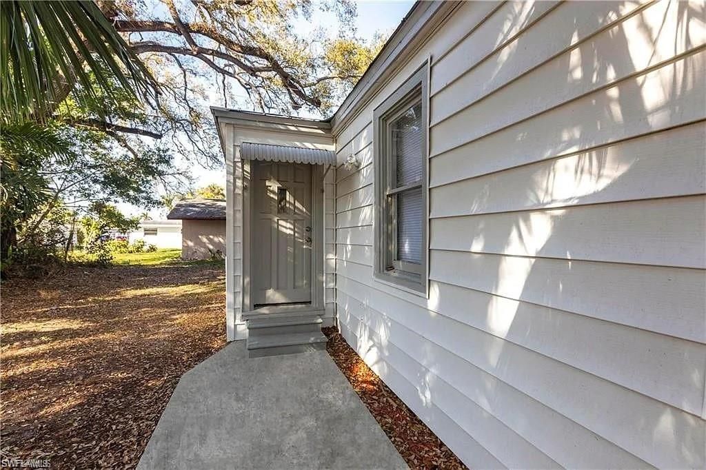 2217 Dora St, Fort Myers, FL 33901 Photo