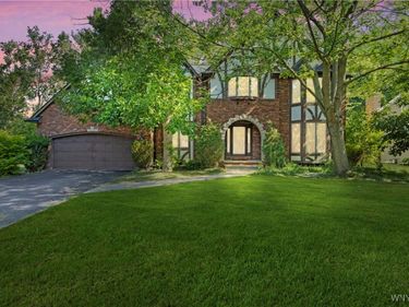 81 Plumwood Court, Amherst, NY 14051