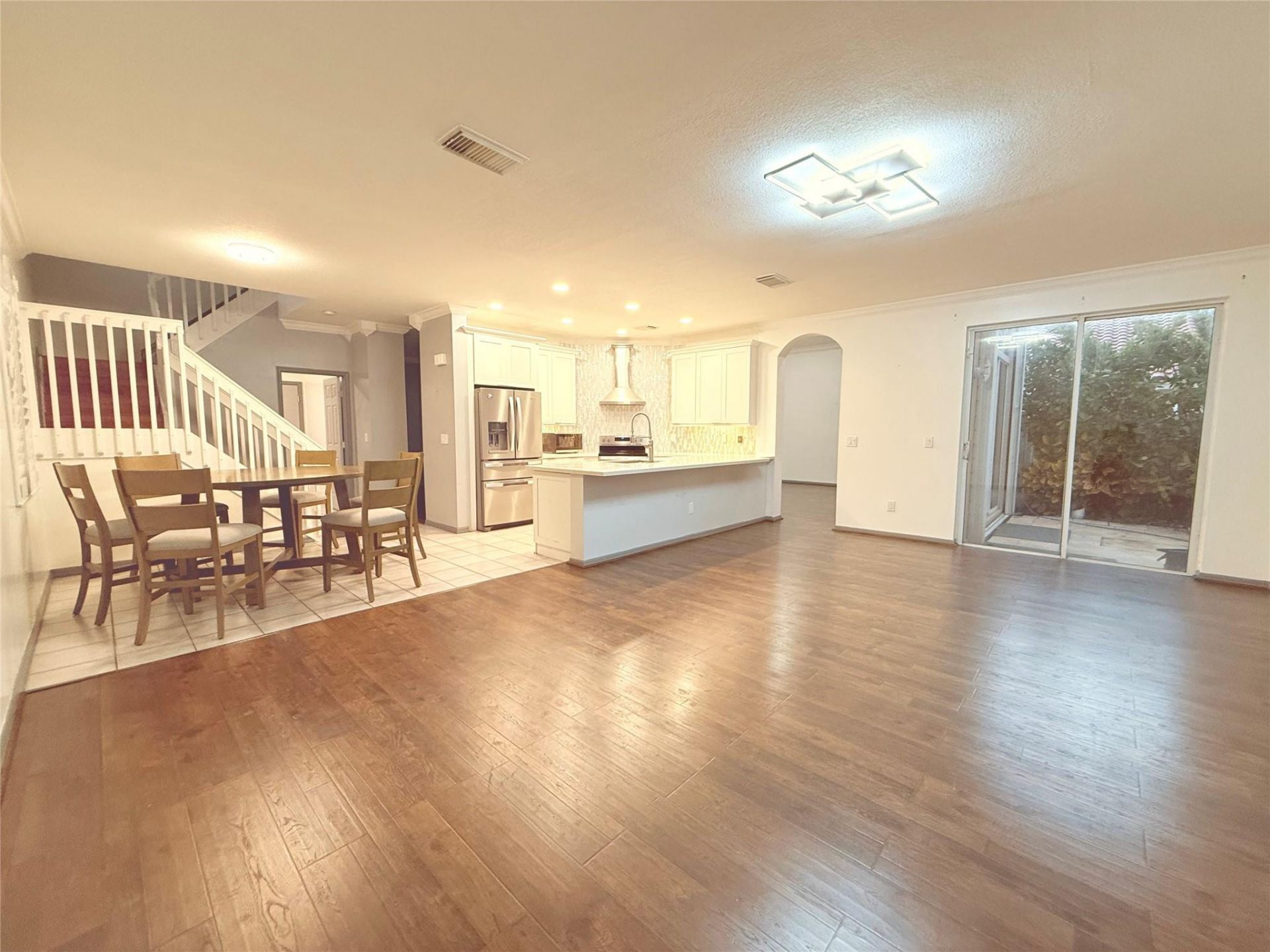 322 SW 193rd Avenue, Pembroke Pines, FL 33029 Photo