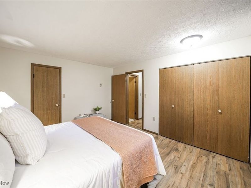 8140 Southwood Drive, Garrettsville, OH 44231 Photo 10