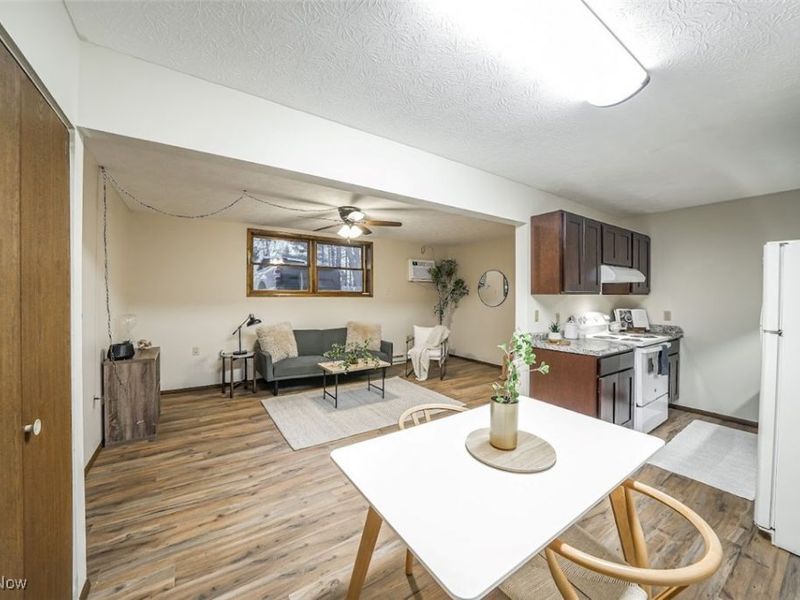 8140 Southwood Drive, Garrettsville, OH 44231 Photo 5