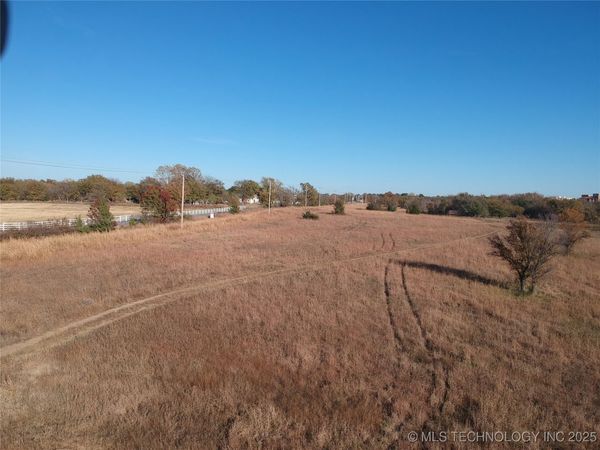 E 106th Street, Owasso, OK 74055