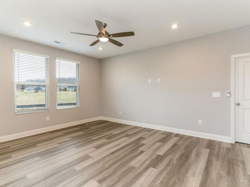 2465 Bartram Lane, Harrison, OH 45030 Photo 4