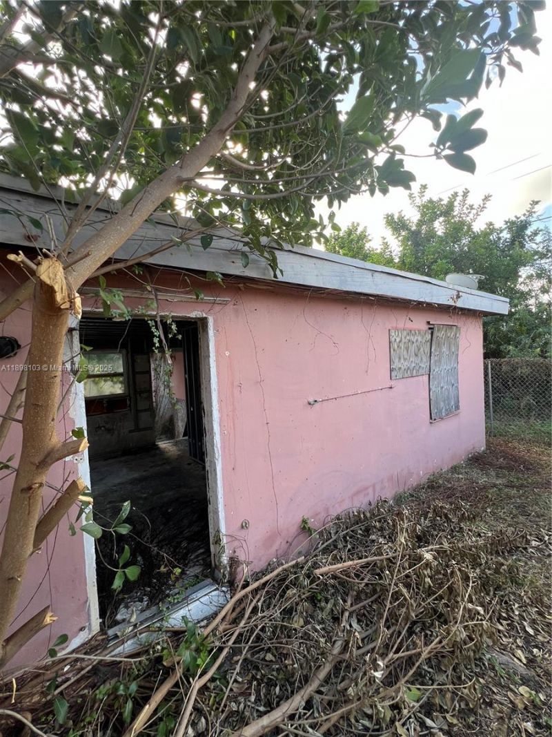 2122 Dewey St, Hollywood, FL 33020 Photo