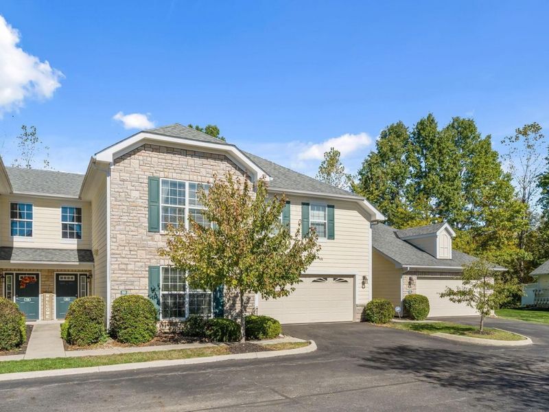 80 Lakes At Cheshire Drive, Delaware, OH 43015 Photo 2