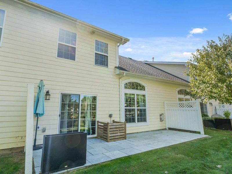 80 Lakes At Cheshire Drive, Delaware, OH 43015 Photo 3