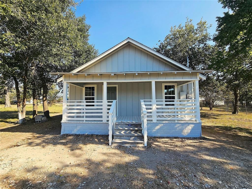 510 S Waco Street, Groesbeck, TX 76642 Main Photo