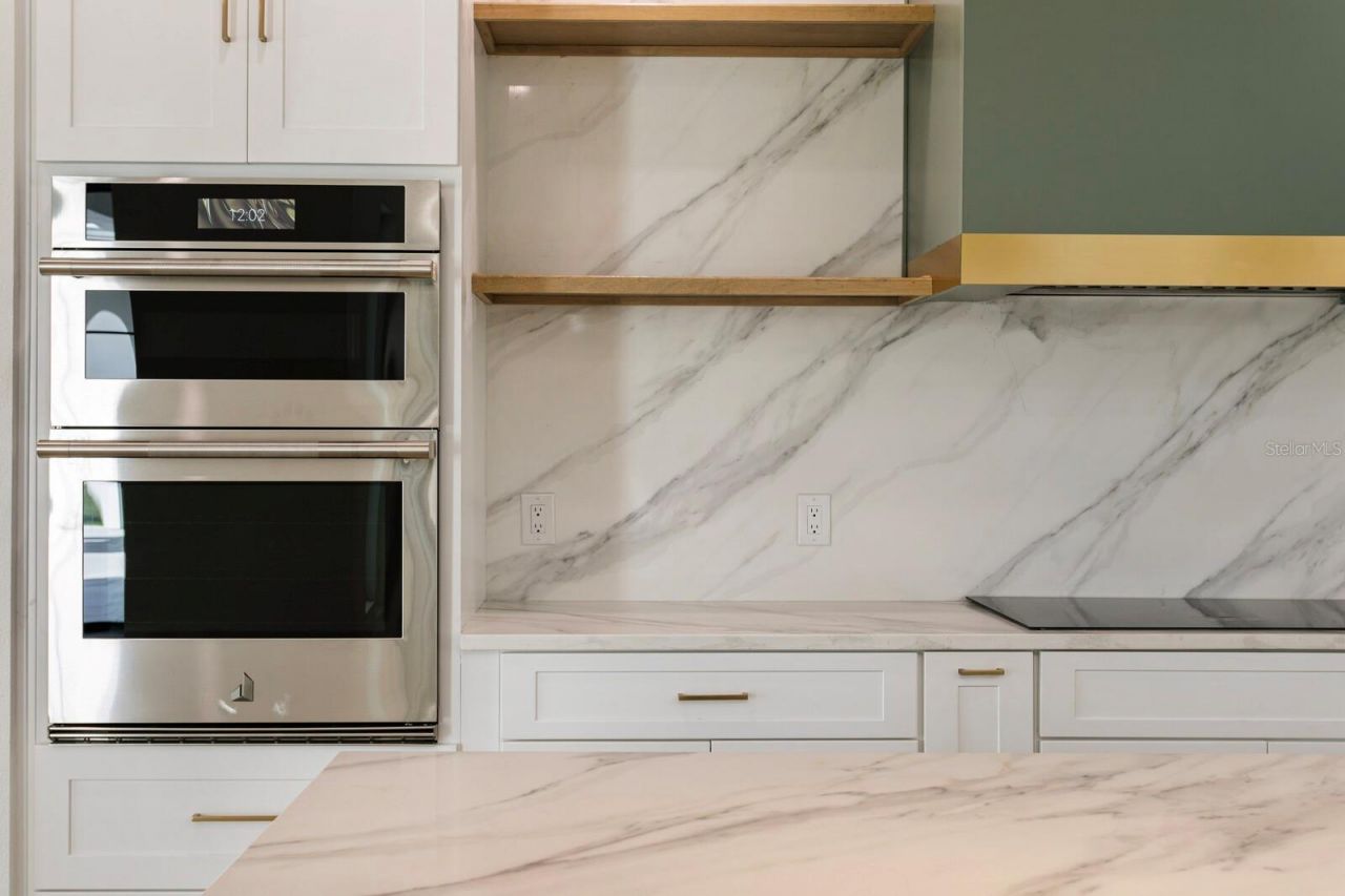 10910 Brooksnest Court, Lithia, FL 33547 Photo