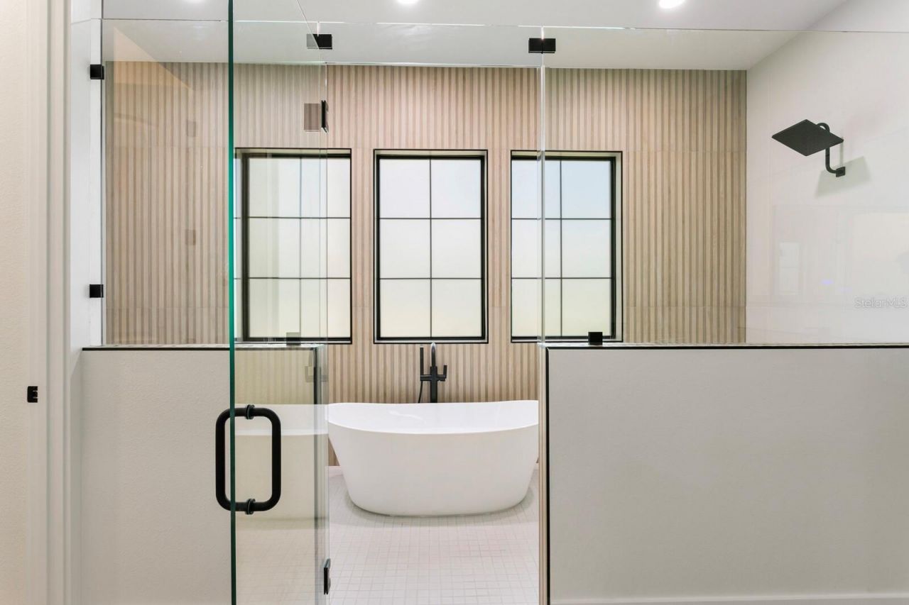 10910 Brooksnest Court, Lithia, FL 33547 Photo