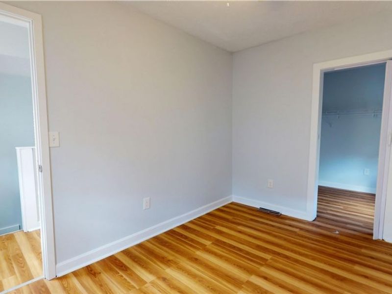 3646 Bailey Avenue, Cleveland, OH 44113 Photo 12