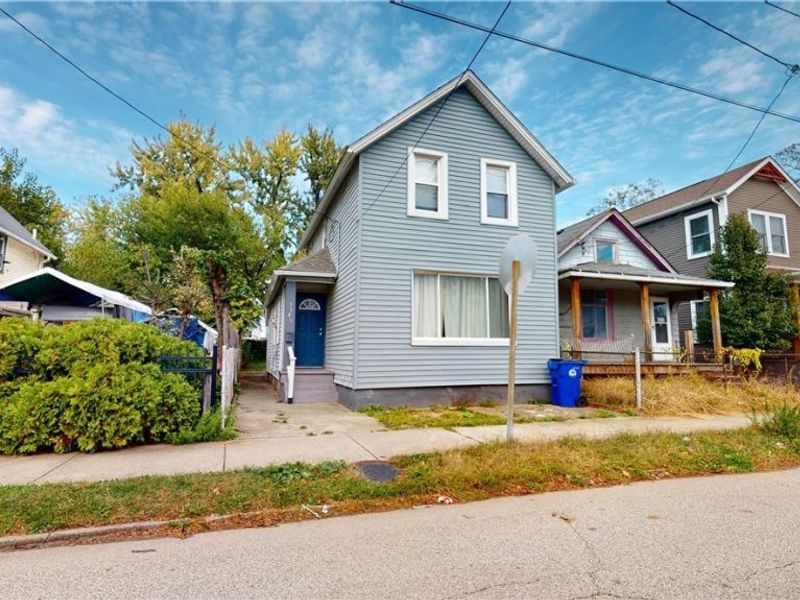 3646 Bailey Avenue, Cleveland, OH 44113 Photo 2