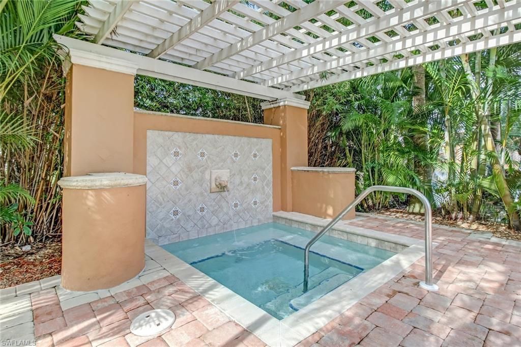 1190 Wildwood Lakes Blvd, Unit 306, Naples, FL 34104 Photo