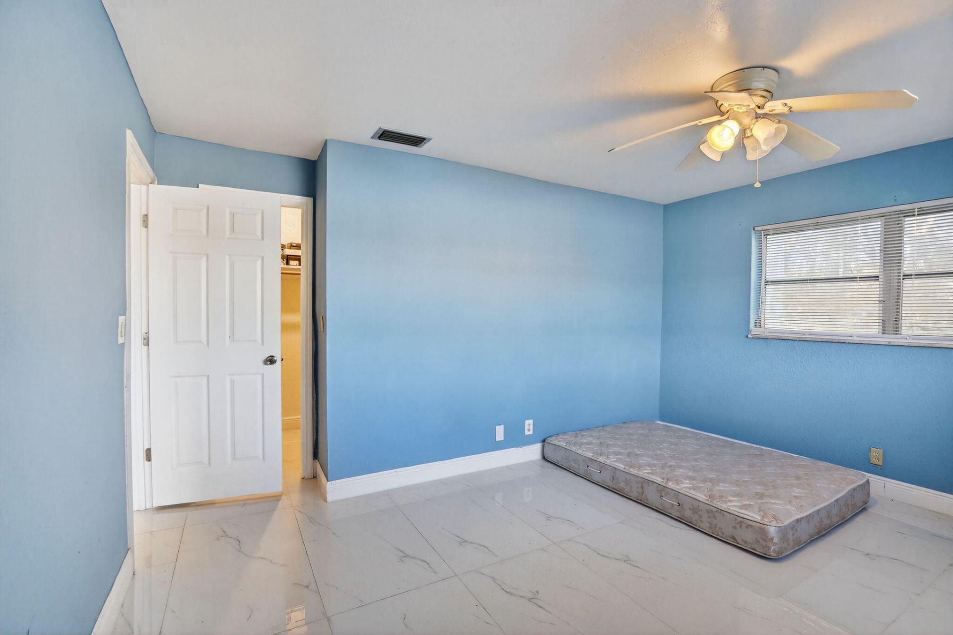 4770 NW 10th Court, Unit 104, Plantation, FL 33313 Photo