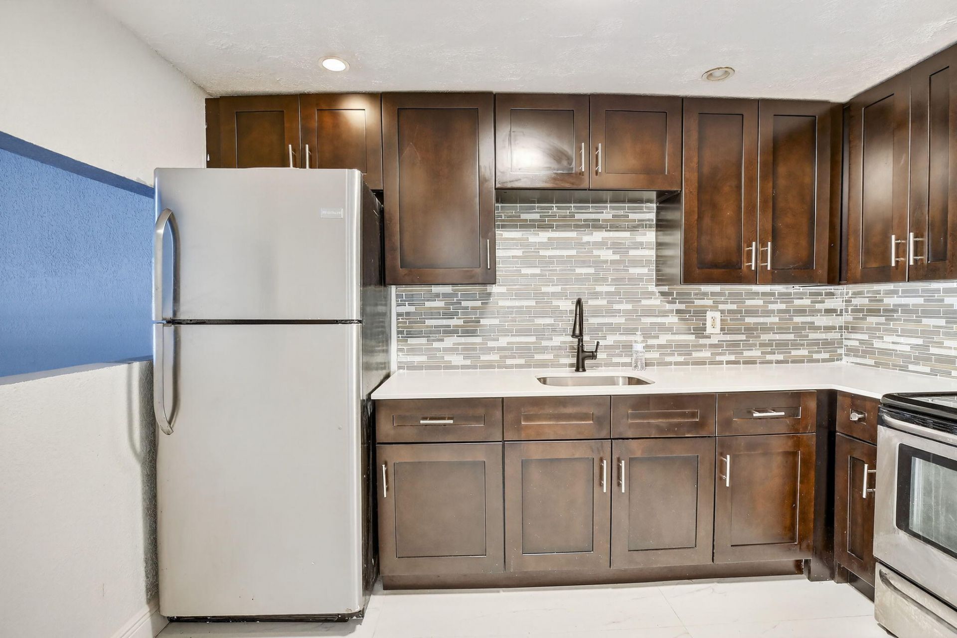 4770 NW 10th Court, Unit 104, Plantation, FL 33313 Photo