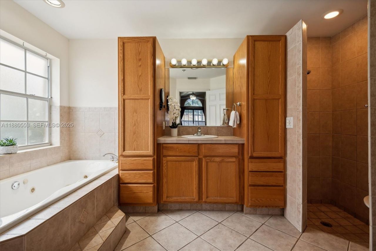 1350 NW 129th Ave, Sunrise, FL 33323 Photo