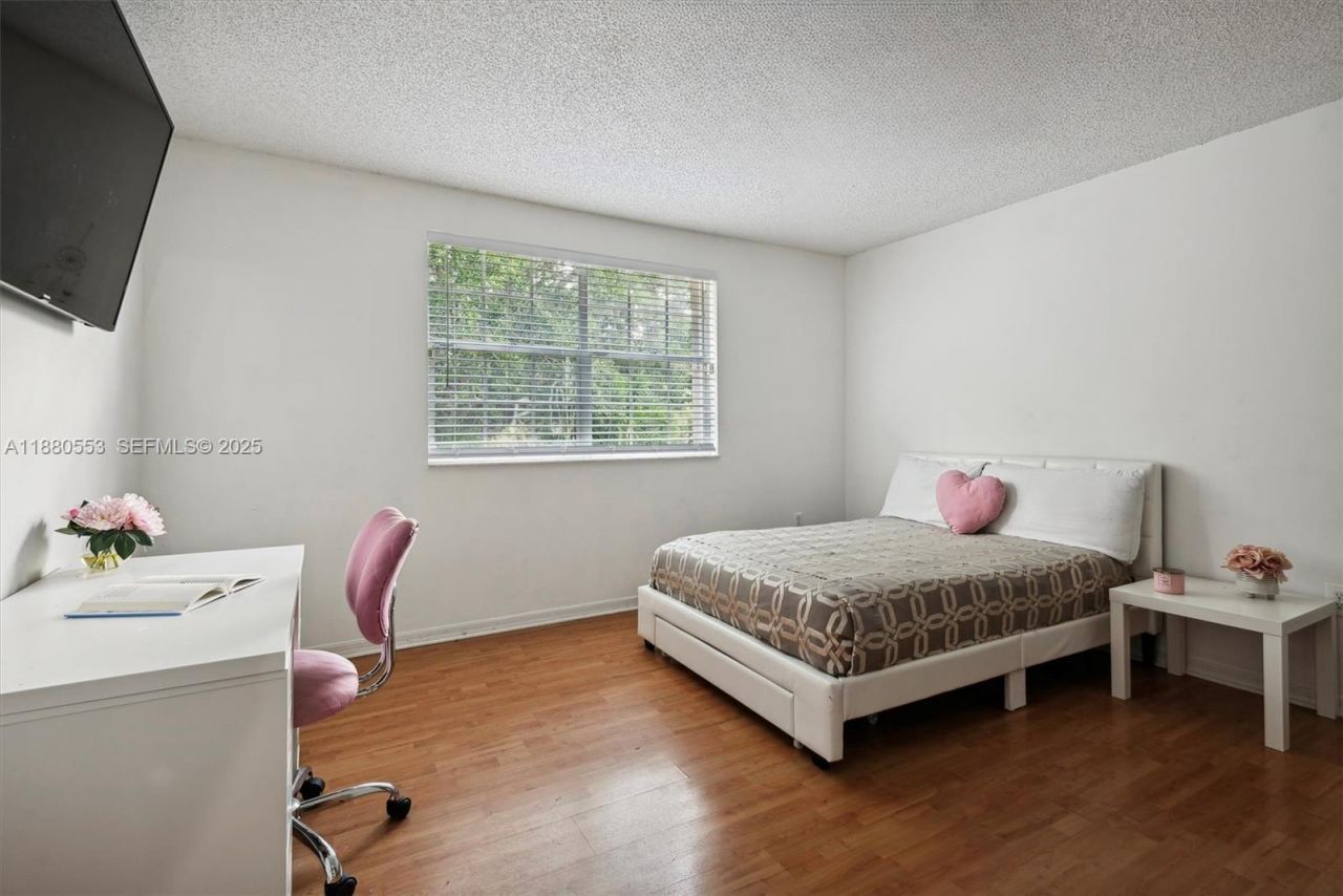 1350 NW 129th Ave, Sunrise, FL 33323 Photo