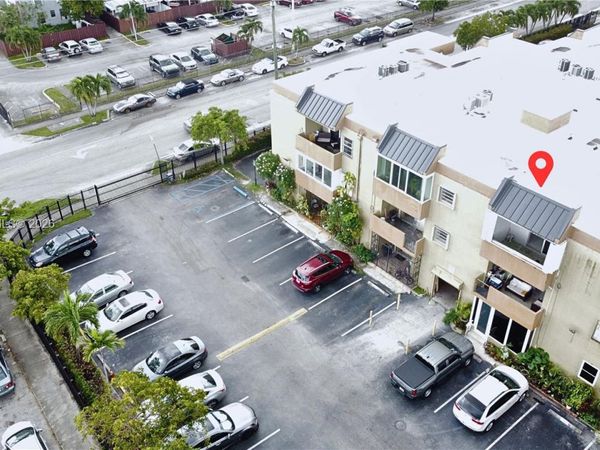 6090 W 18th Ave, Unit 336, Hialeah, FL 33012
