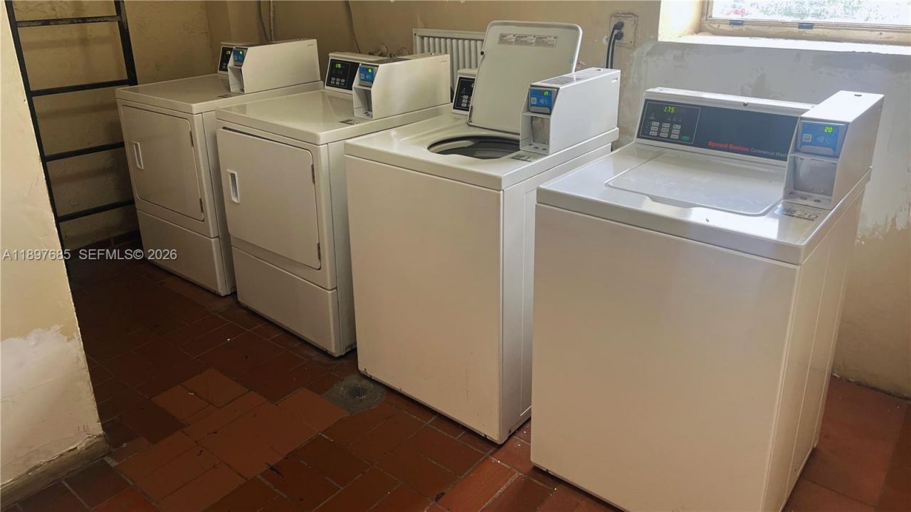 6090 W 18th Ave, Unit 336, Hialeah, FL 33012 Photo