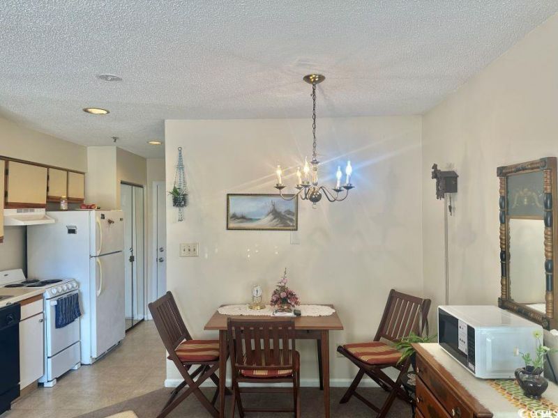 1100 Possum Trot Rd. Photo 6