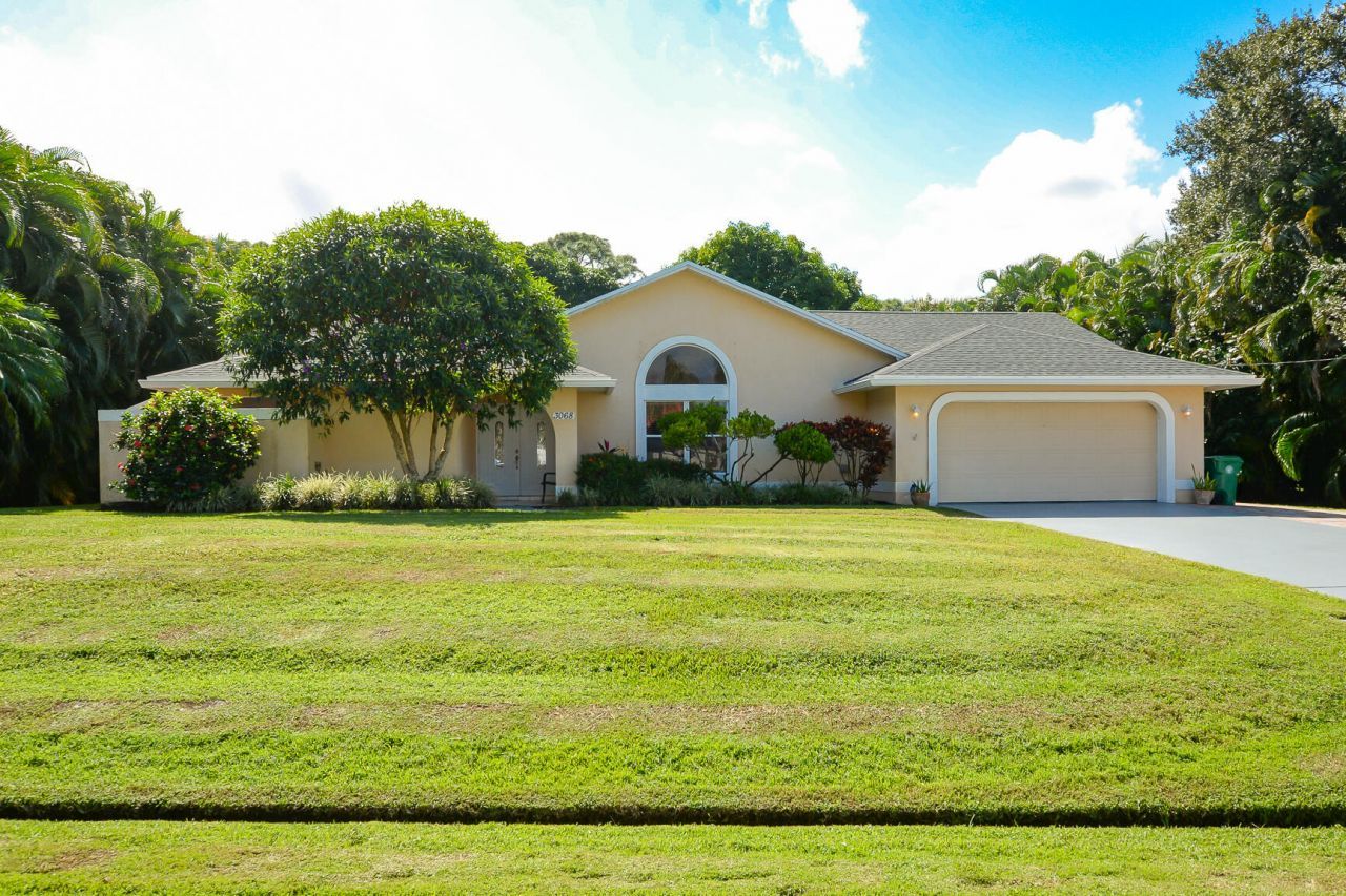 3068 SE Darien Road, Port Saint Lucie, FL 34952 Photo