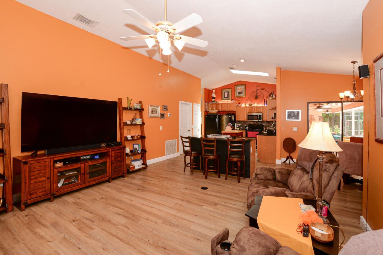 3068 SE Darien Road, Port Saint Lucie, FL 34952 Photo