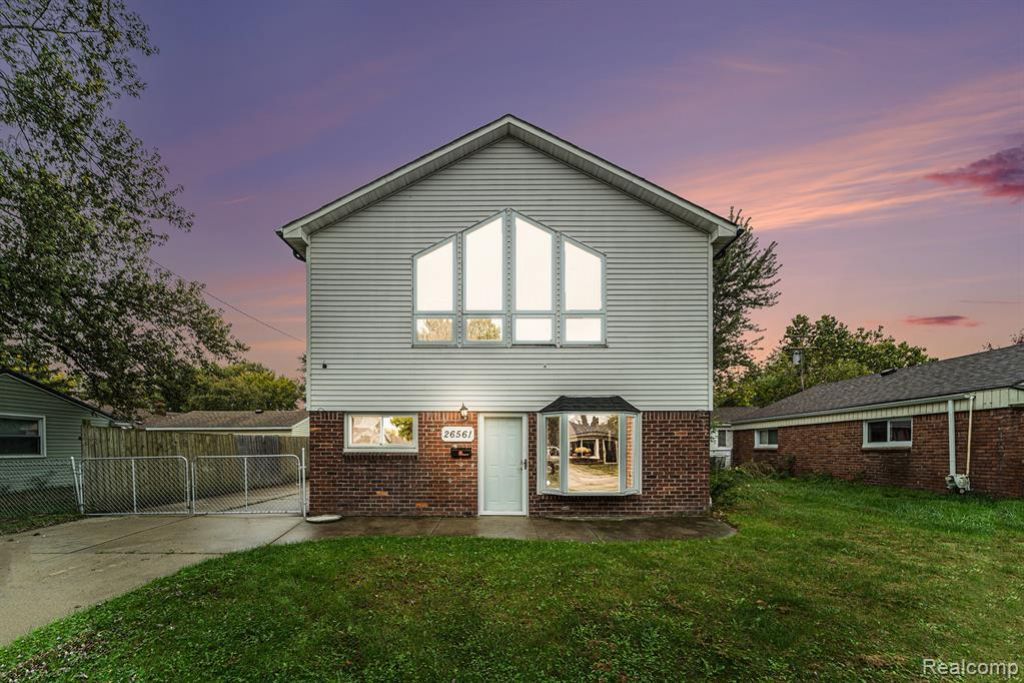 26561 Barnes Street, Roseville, MI 48066 Main Photo