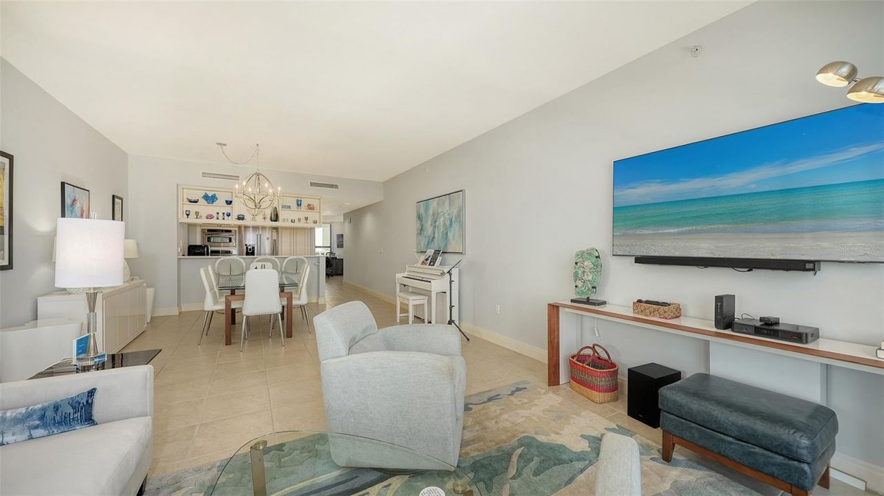 50 Central Avenue, Unit 11A, Sarasota, FL 34236 Photo