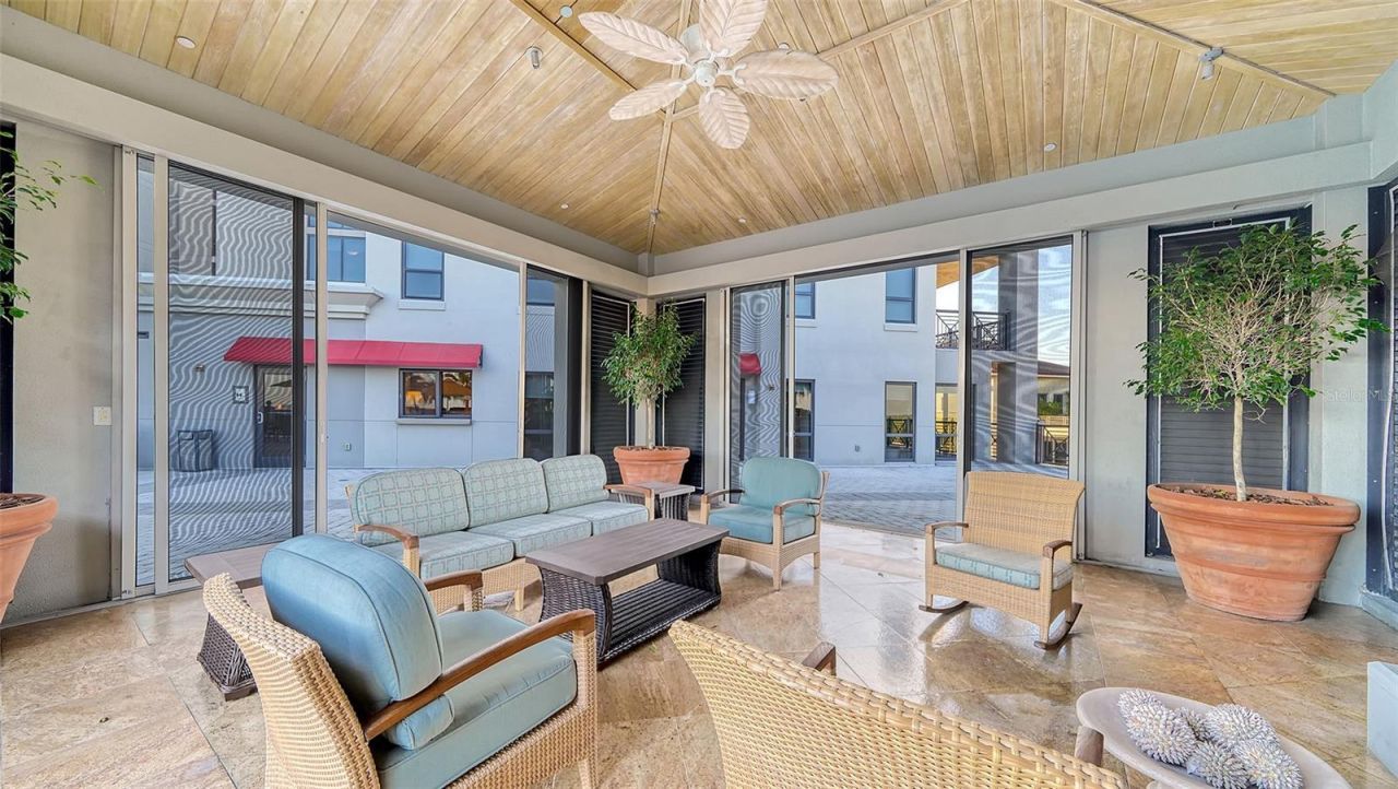 50 Central Avenue, Unit 11A, Sarasota, FL 34236 Photo