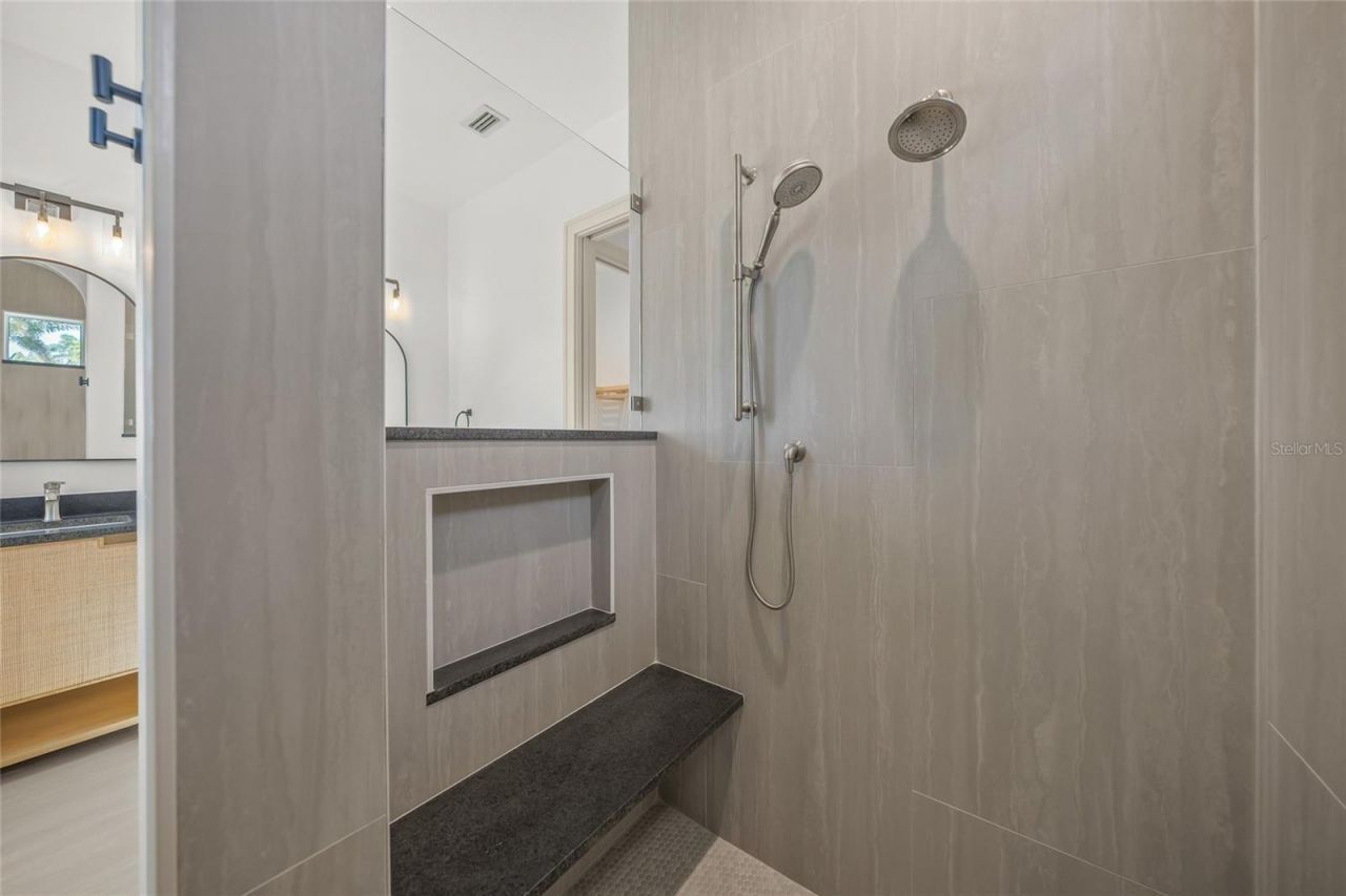 504 Gulf Street, Venice, FL 34285 Photo