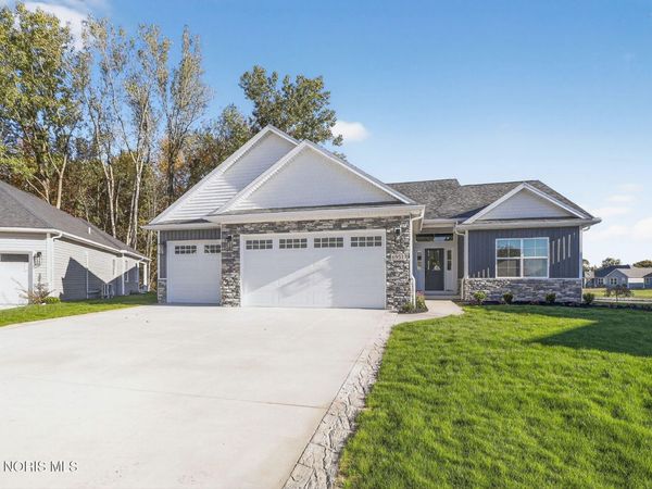 6951 Red Stag Court, Whitehouse, OH 43571