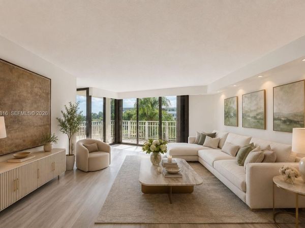 4000 Towerside Ter, Unit 402, Miami, FL 33138