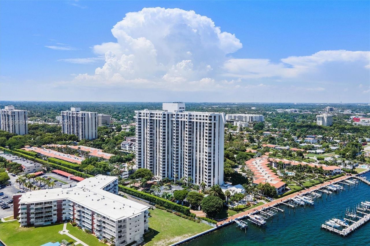 4000 Towerside Ter, Unit 402, Miami, FL 33138 Photo